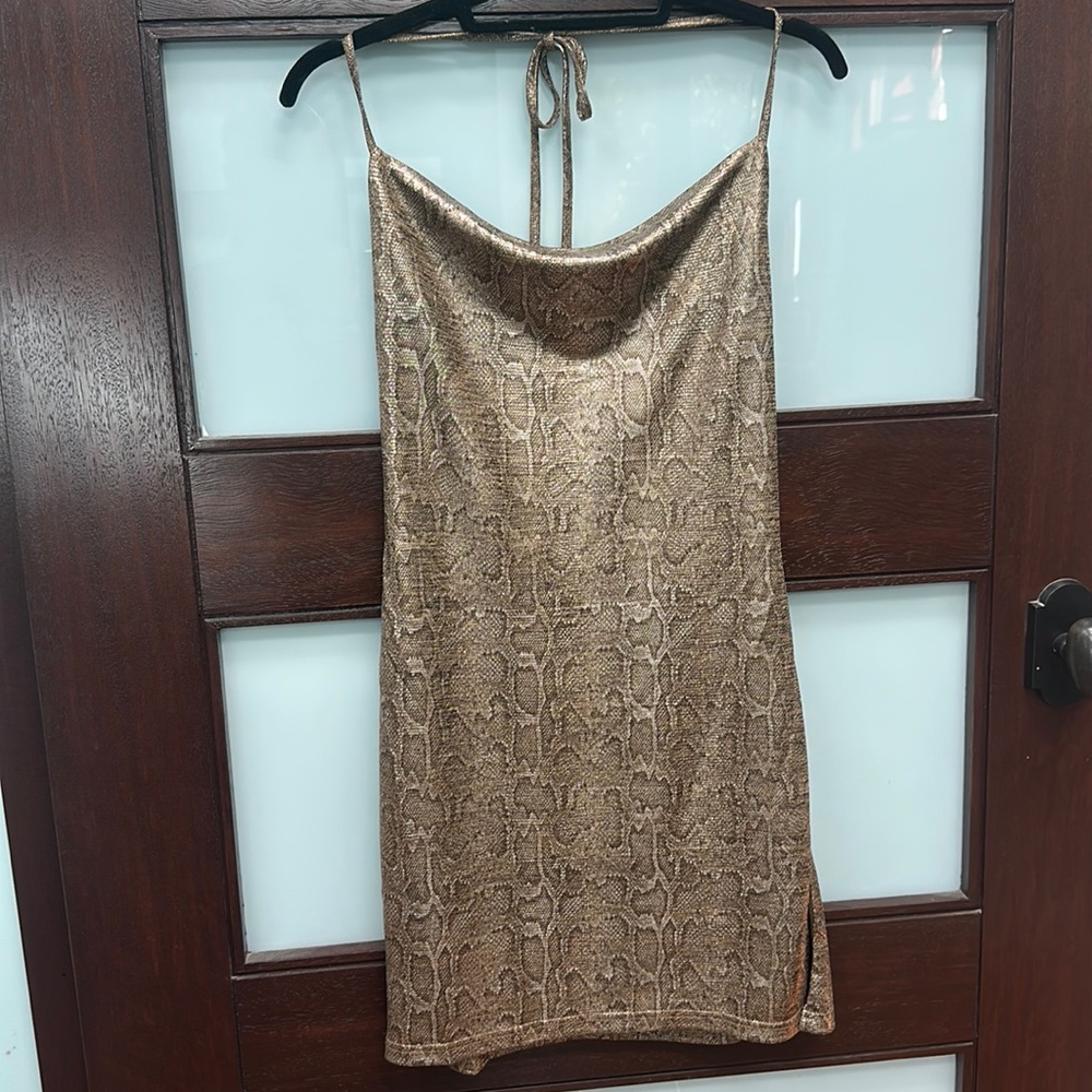 BNWT Superdown faux snakeskin backless dress, size Medium